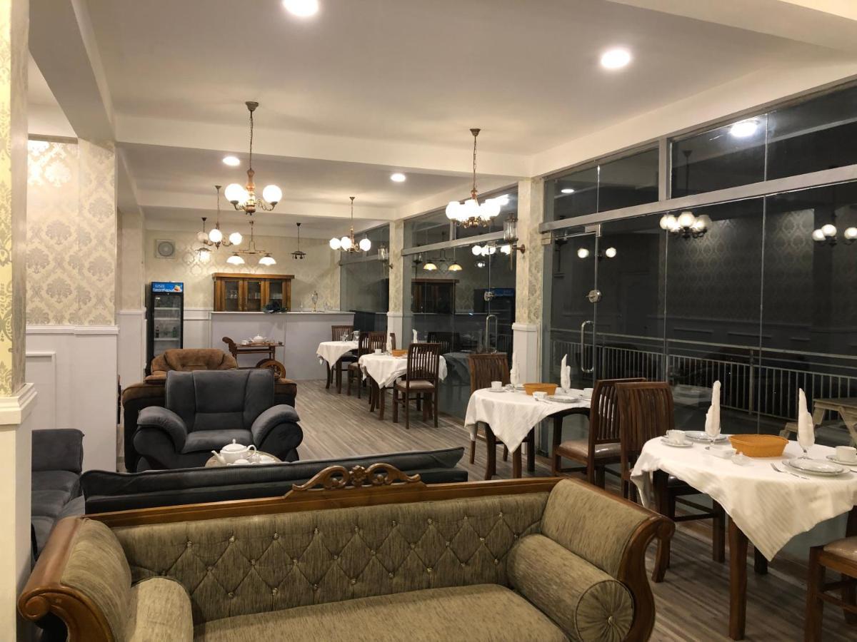 Hotel Bonavista نوفارا إيلِيا المظهر الخارجي الصورة